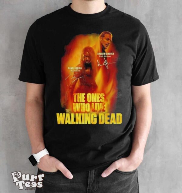 The Ones Who Live The Walking Dead 2024 Signatures Shirt - Black Unisex T-Shirt