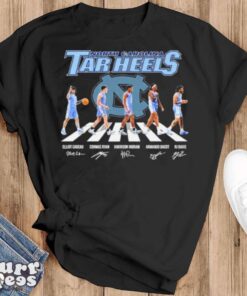 UNC Tar Heels Basketball Abbey Road Cadeau Ryan Ingram Bacot And Davis Signatures Shirt - Black T-Shirt